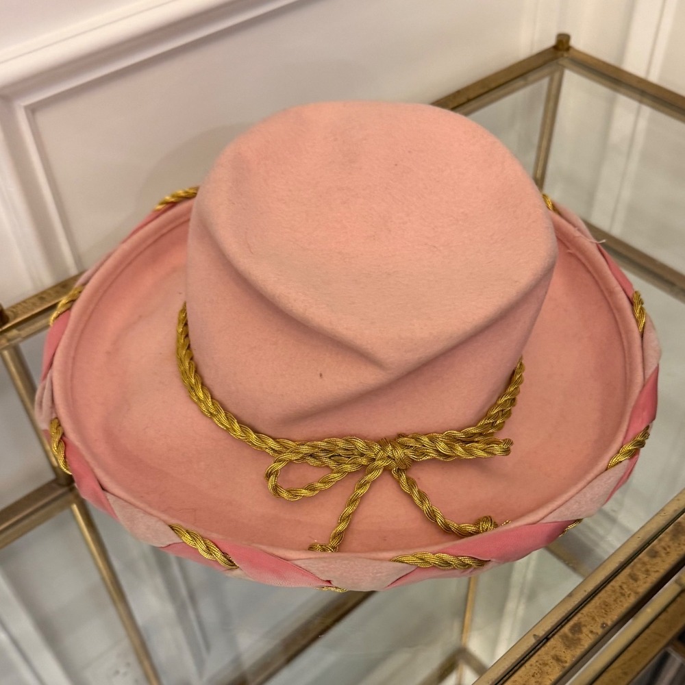 Whittall & Shon Pink Wool Felt Hat Gold Rope Velvet Trim Vintage Made in USA